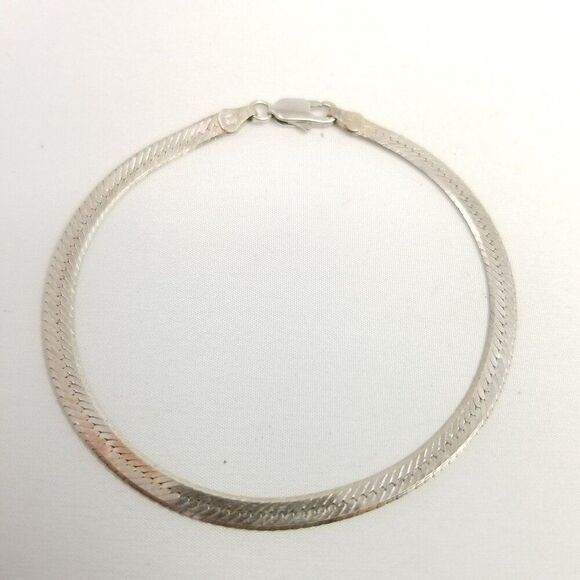 Vintage Sterling Silver Herringbone Flat Chain Bracelet, Made in Italy, Estate - Picture 8 of 8